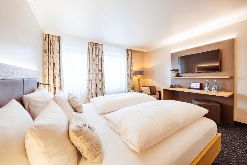 Landgasthof Hotel Gentner نورنبيرغ الغرفة الصورة